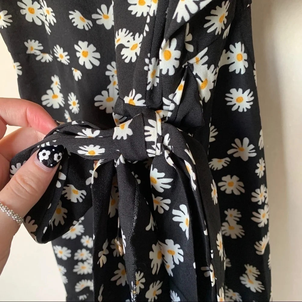 Shein Daisy Faux Wrap Dress - Picture 5 of 6
